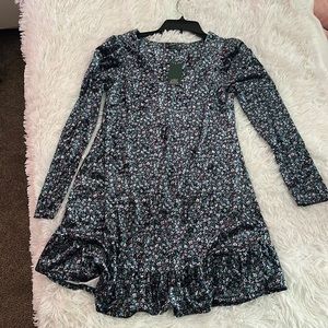Wild fable dress, floral print long sleeve velvet drop hem dress